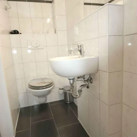 佩妮旅馆 招待所 3*